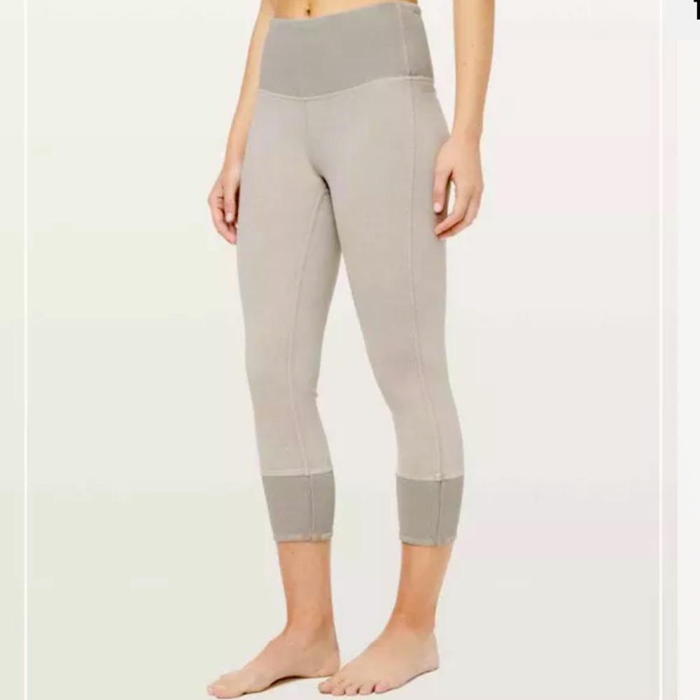 Lululemon HR Womens Wunder Under Cropped Ribbed Washed French Clay Size 6